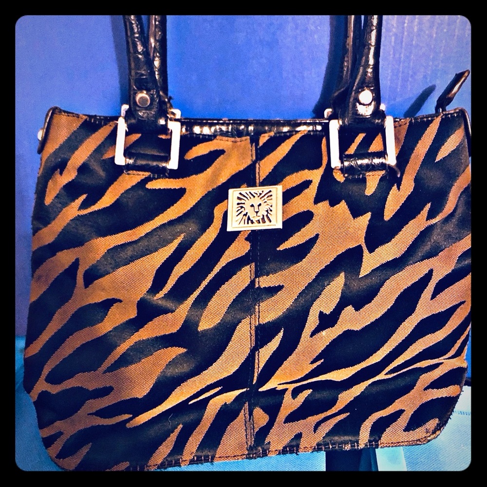 Anne Klein Lion Emblem handbag
